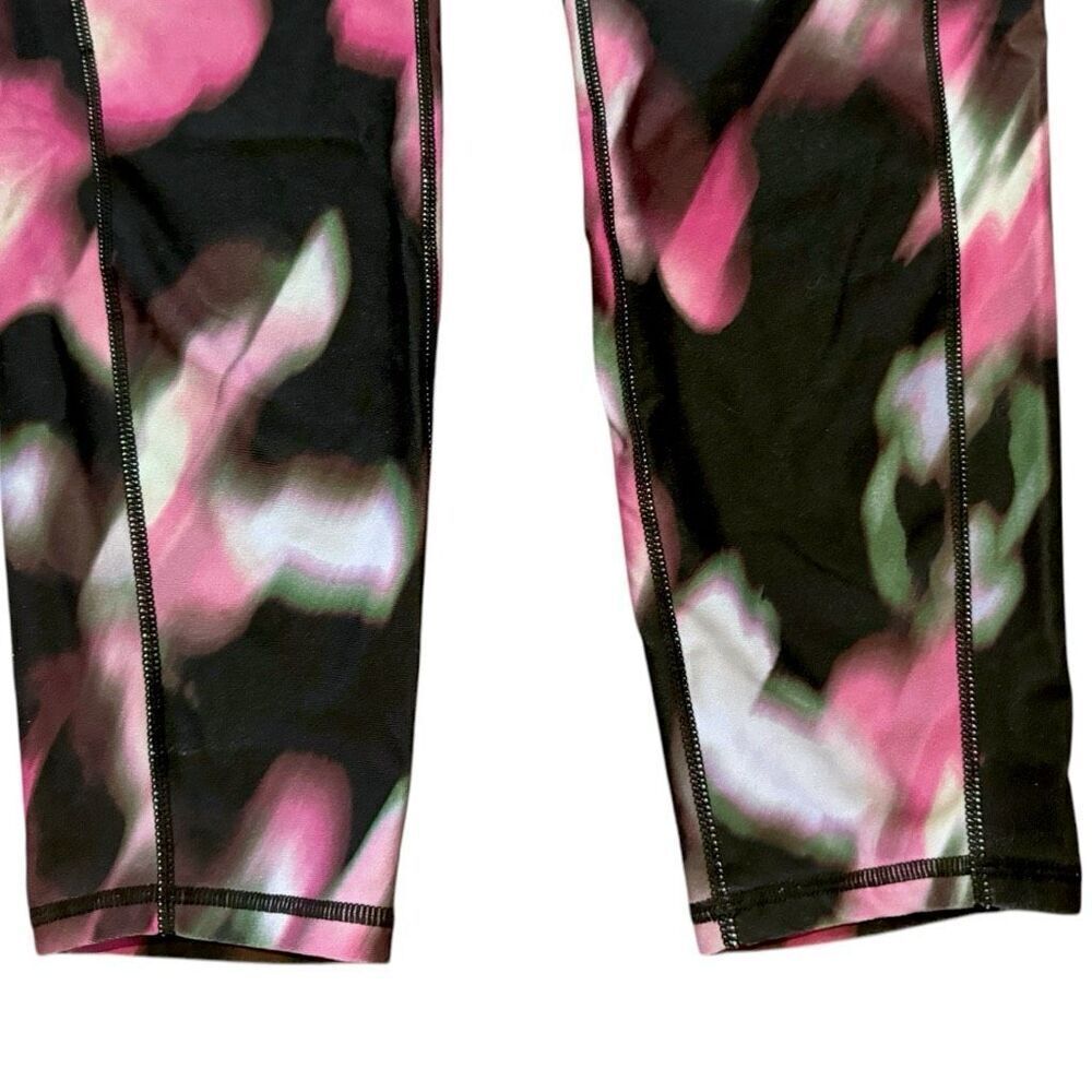 Torrid Black & Pink Full-Length Side Pocket Active Legging size 3 3XL - Picture 9 of 15